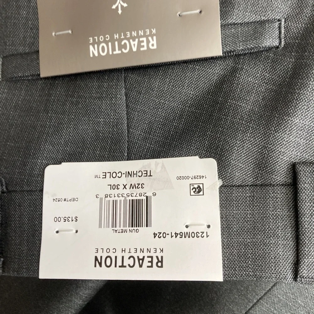 Kenneth Cole Reaction Men 2-pc Techni-Cole Suit GunMetal 40S Jacket Pant 32W 30L